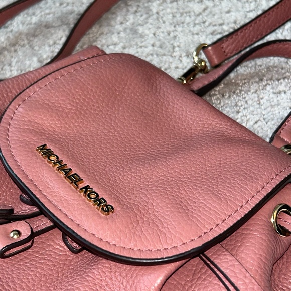 Michael Kors - Picture 1 of 4